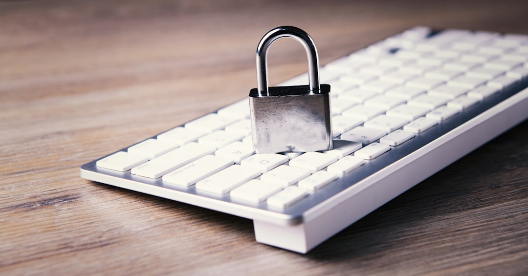Best AI Identity Theft Protection in 2026: Aura vs LifeLock vs Identity Guard Compared